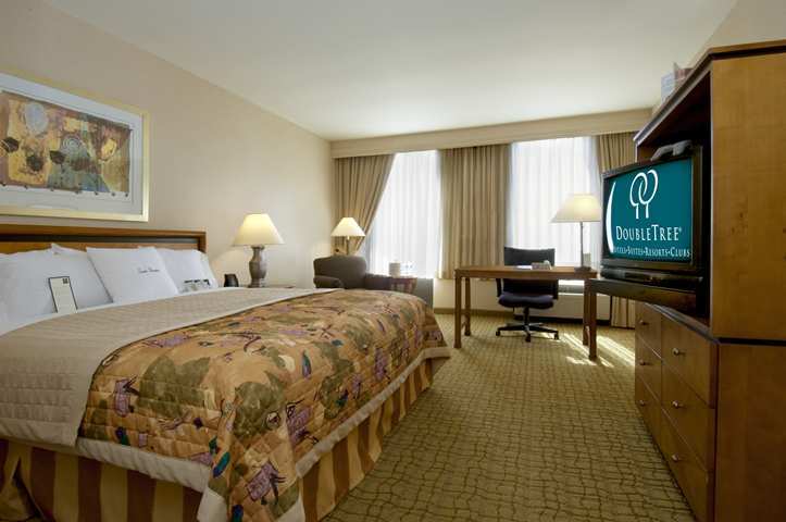 Hotel Doubletree By Hilton Atlanta Airport
