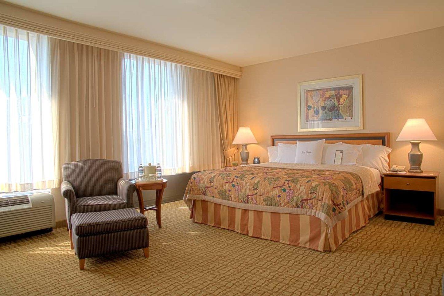 Doubletree By Hilton Atlanta Airport Hotel
