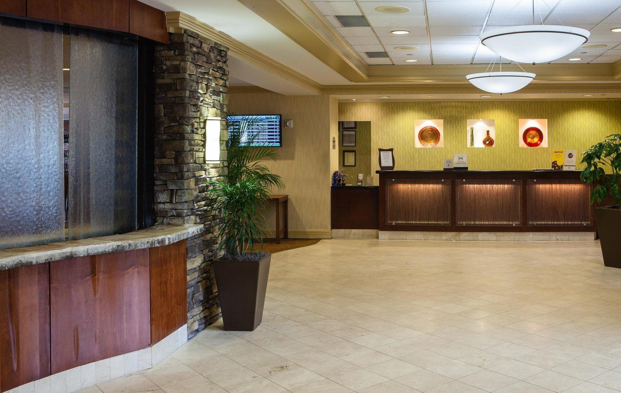 Doubletree By Hilton Atlanta Airport Hotel 3*