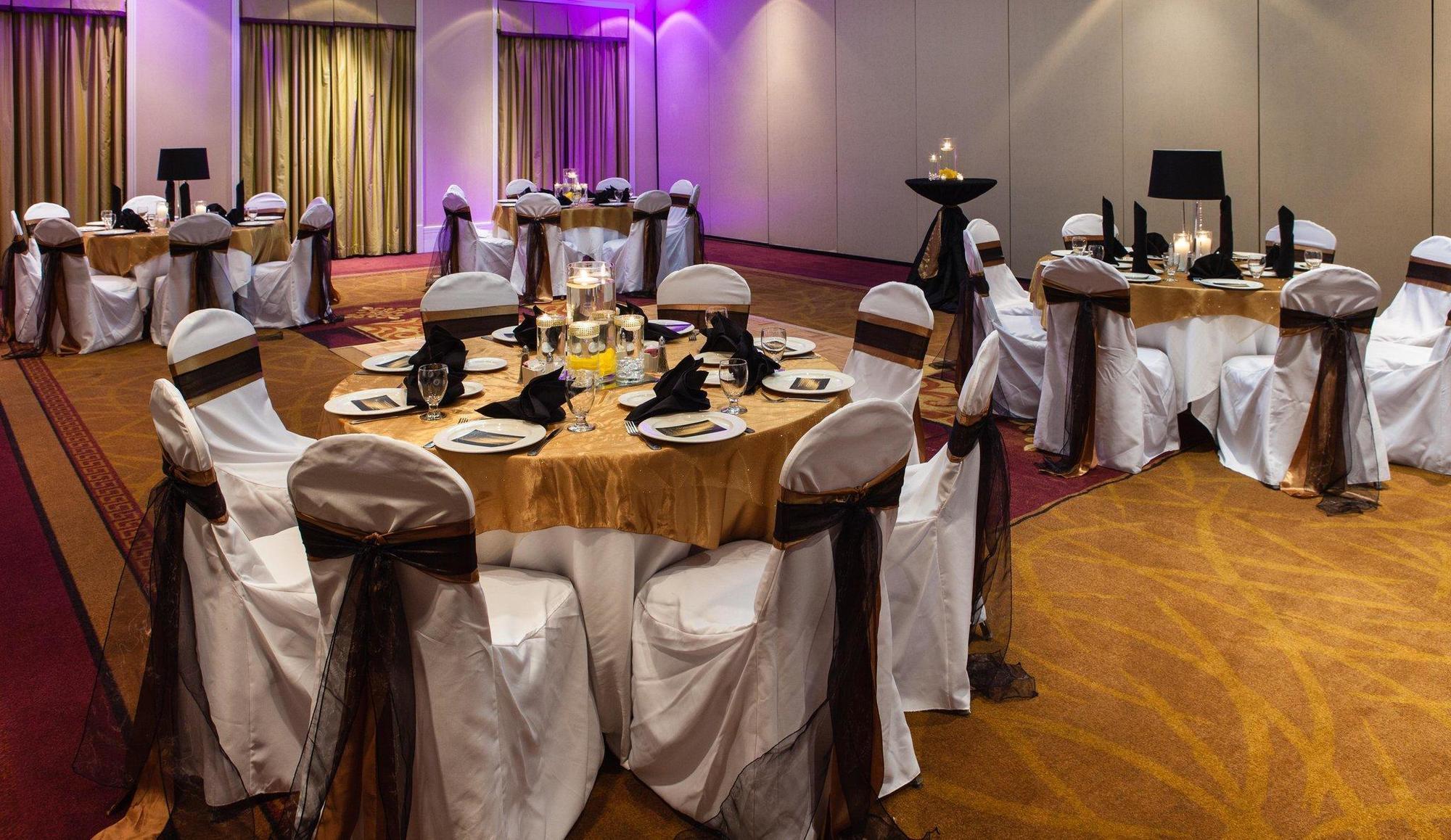 Doubletree By Hilton Atlanta Airport Hotel